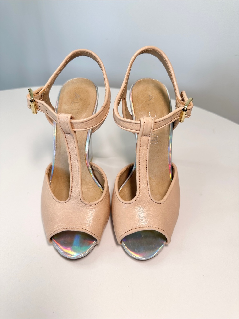 ALDO Women’s Nude Leather T-Strap Peep Toe Dress Sandals Clear Heels 5 35